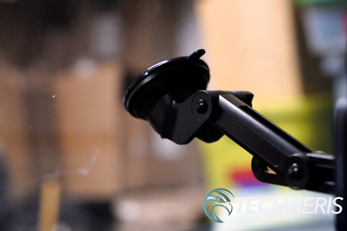 ESR HaloLock review: A fantastic MagSafe compatible wireless car dock 3 ESR HaloLock 2